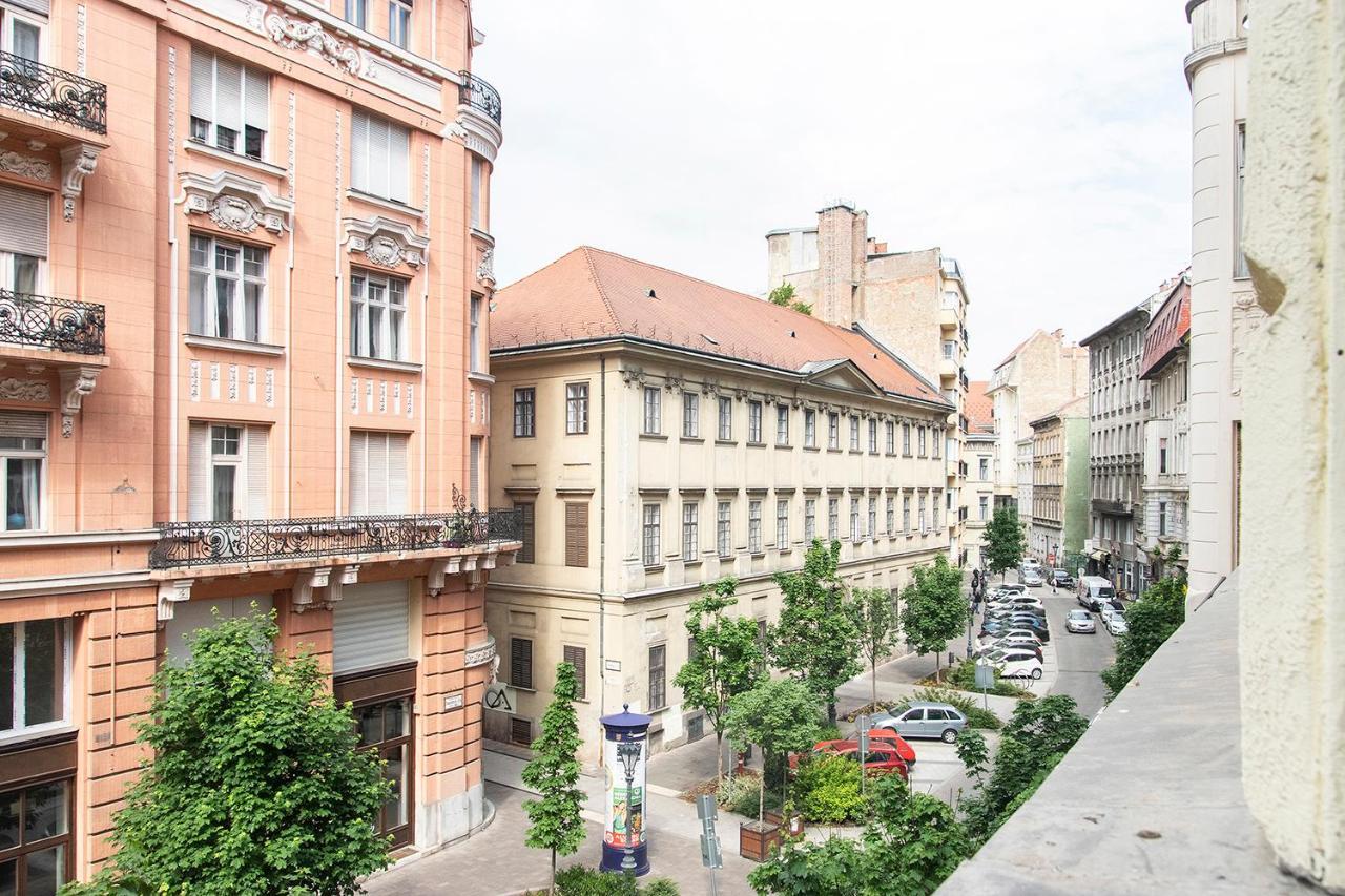 Real Apartments Semmelweis II Budapeste Exterior foto